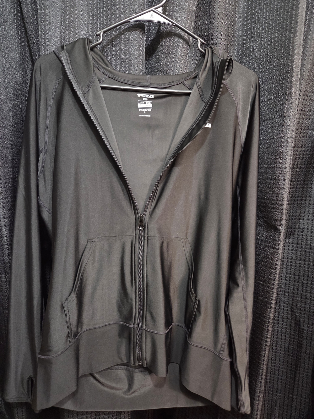 tek gear Black Athletic Jogger Hoodie with White Print Size Medium.